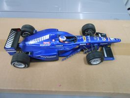 Rennauto Prost-Peugeot aus Metall