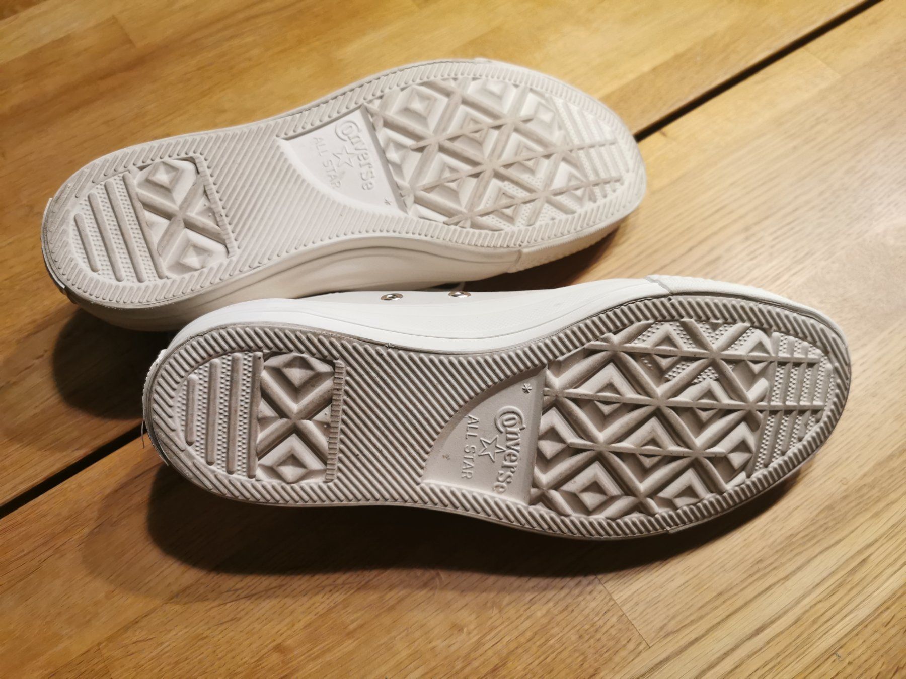 Converse Scarpe da donna: Converse All Star Leder Gr. 39 – Usato da Gunzgen venduto da 0Aurin0 2