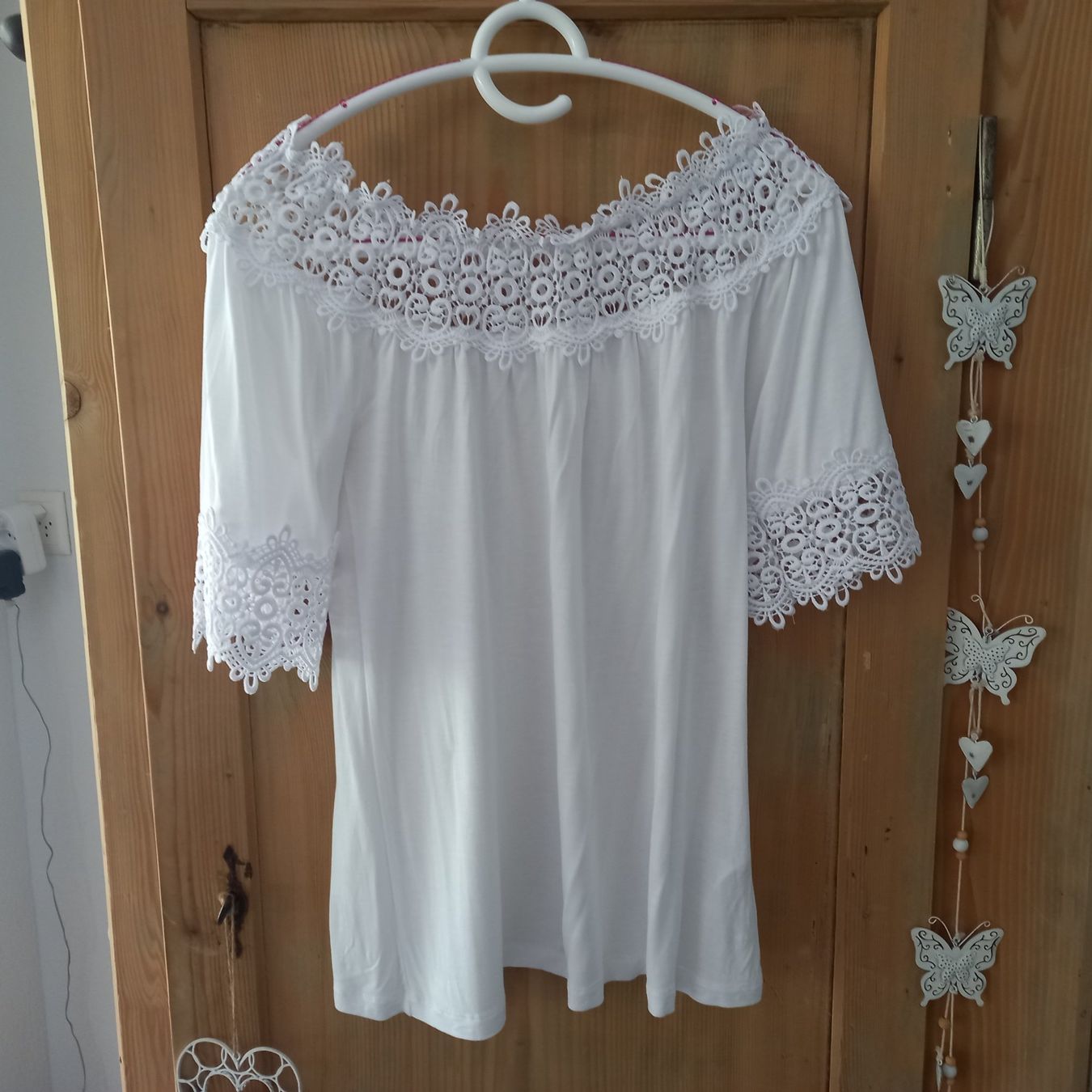 Lascana Blusen: Lasacna Spitzenbluse – Neu (gemäss Beschreibung) aus Ennetmoos von enzian24