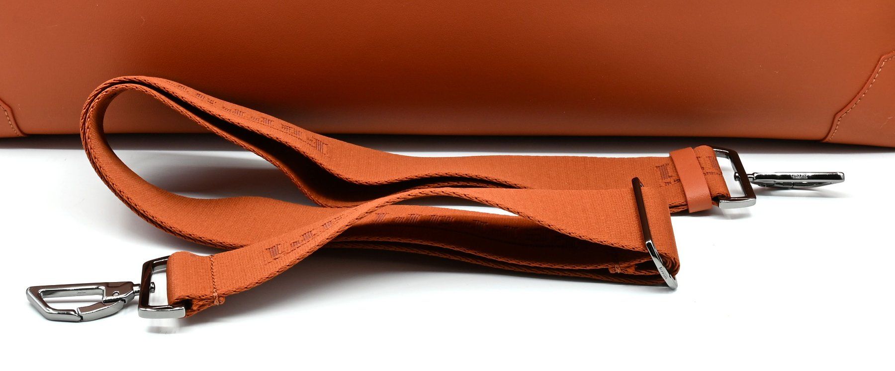 Ferrari Borse: Ferrari 12 Zylinder Ledertasche – Nuovo (secondo la descrizione) da Dürnten venduto da puumies 8