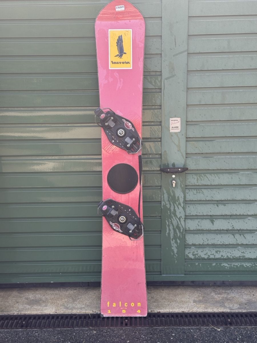 Board: Planche de Snowboard Lacroix Falcon 154cm, fixations Wombat – Usato da Chêne-Bougeries venduto da Olidemie