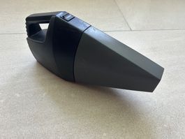 Autostaubsauger mit Zubehör und Tasche
