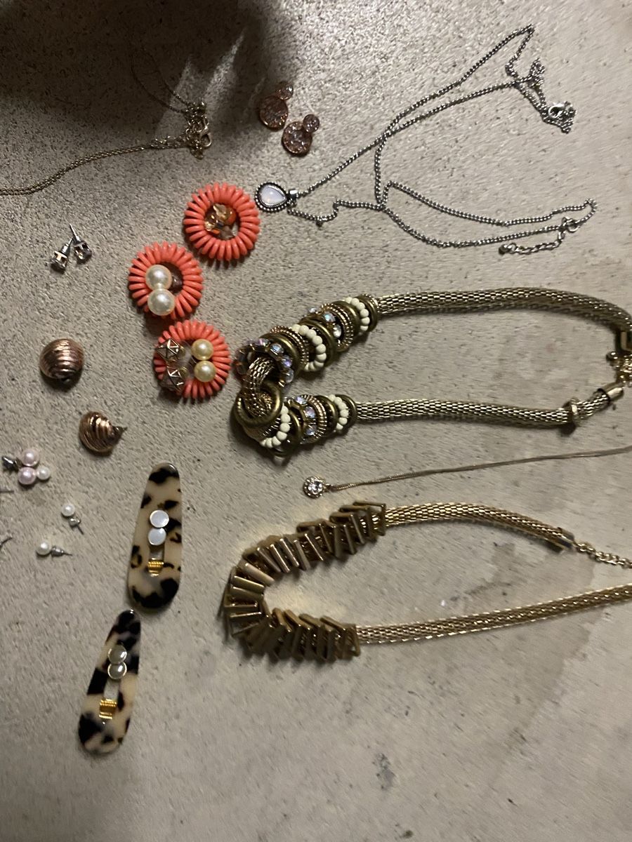 Catenine: Schmuck- Paket – Usato da Luzern venduto da oli_6x2r 1