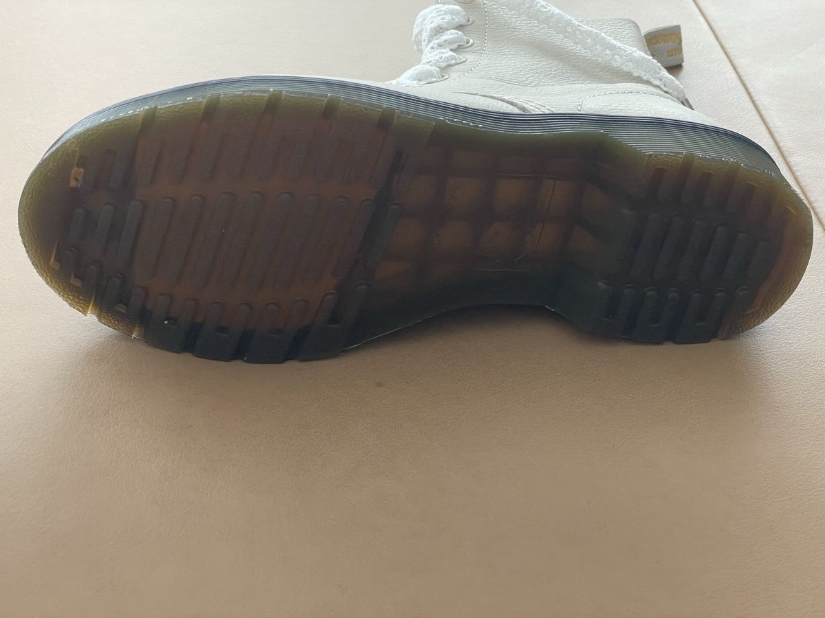 Dr. Martens Scarpe da uomo: Dr. Martens Pascal, Gr. 40, Leder, Cream-Greige – Usato da Corcelles NE venduto da gingerbrain 5