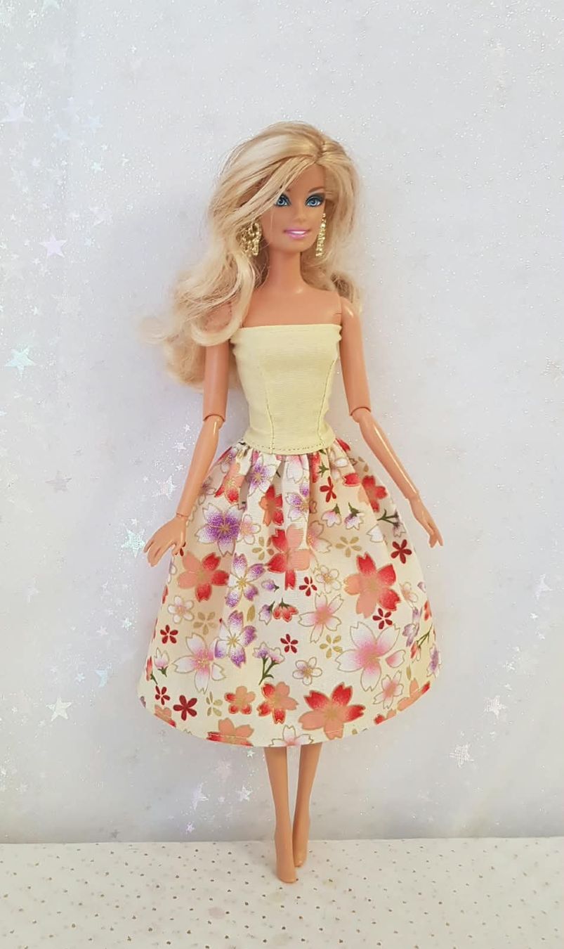 Puppen: Barbie Kleid – Neu (gemäss Beschreibung) aus Lachen SZ von Sakura4hime 2