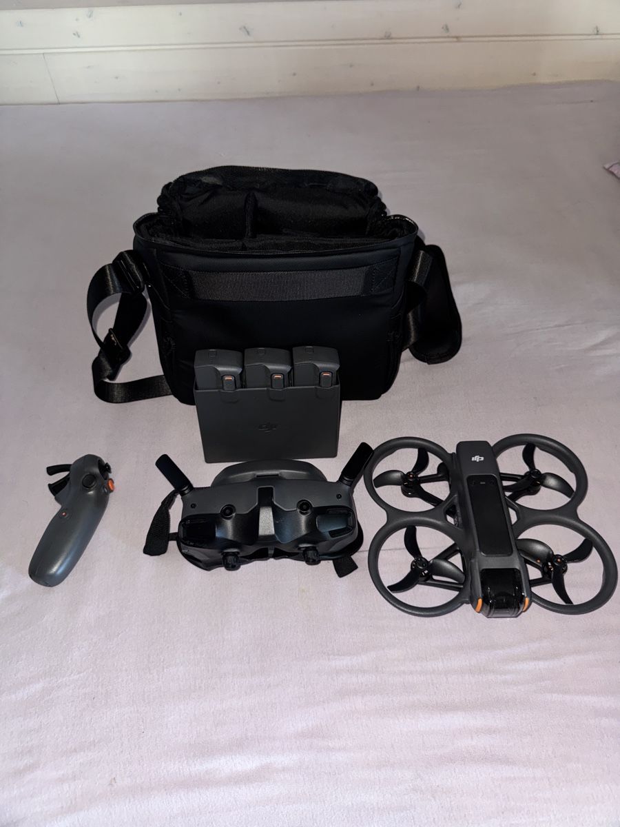 DJI Action Cam: DJI Avata 2 Drone Combo with ALL Accessories Used – Usato da St. Gallen venduto da Minoslump 3
