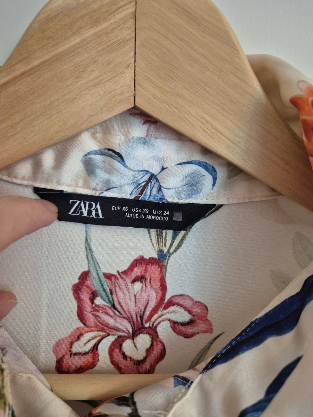 Zara Camicette: Zara Bluse in Grösse XS/S – Nuovo (secondo la descrizione) da Basel venduto da lilifee86 1