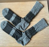 Schöne gestrickte Herrensocken  Grösse 45/46   NEU