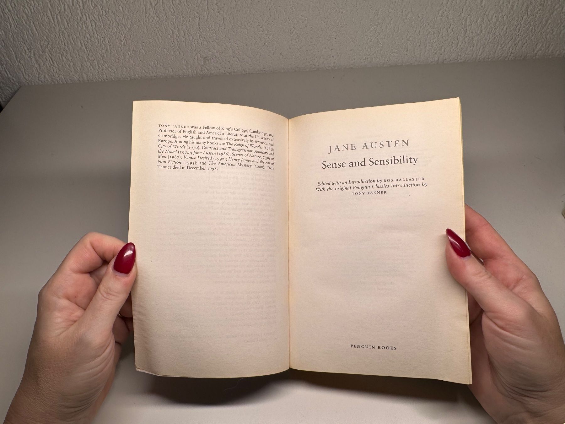 Libri: NOVEL: Jane Austen, Sense and Sensibility – Usato da Grosswangen venduto da English_books 2