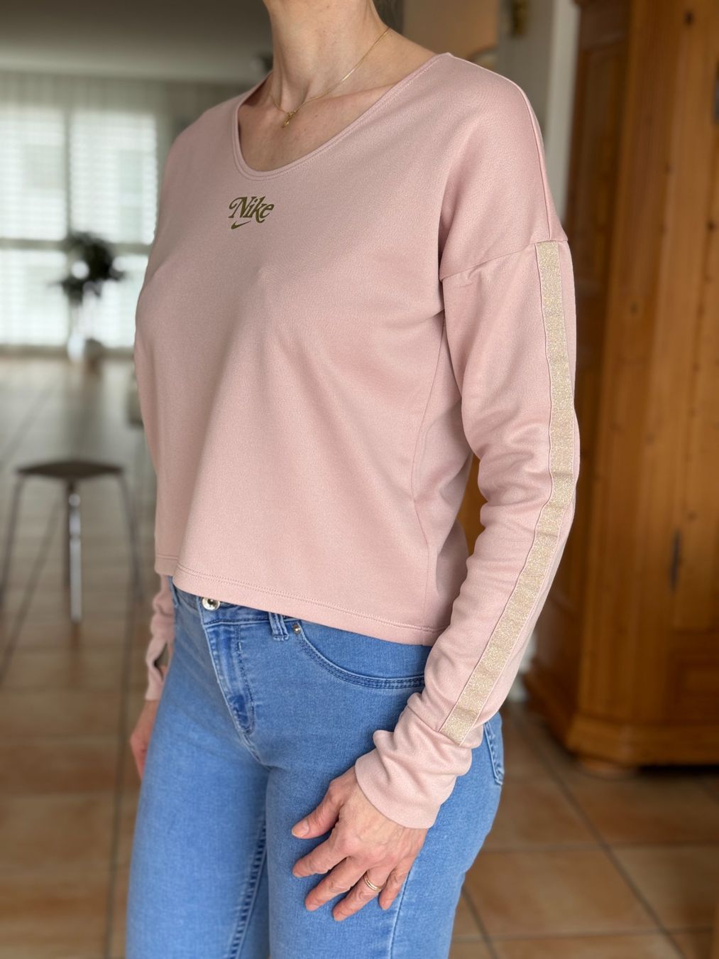 Nike Maglioni & Felpe: Sport Pullover von NIKE – Usato da Bubikon venduto da toro66