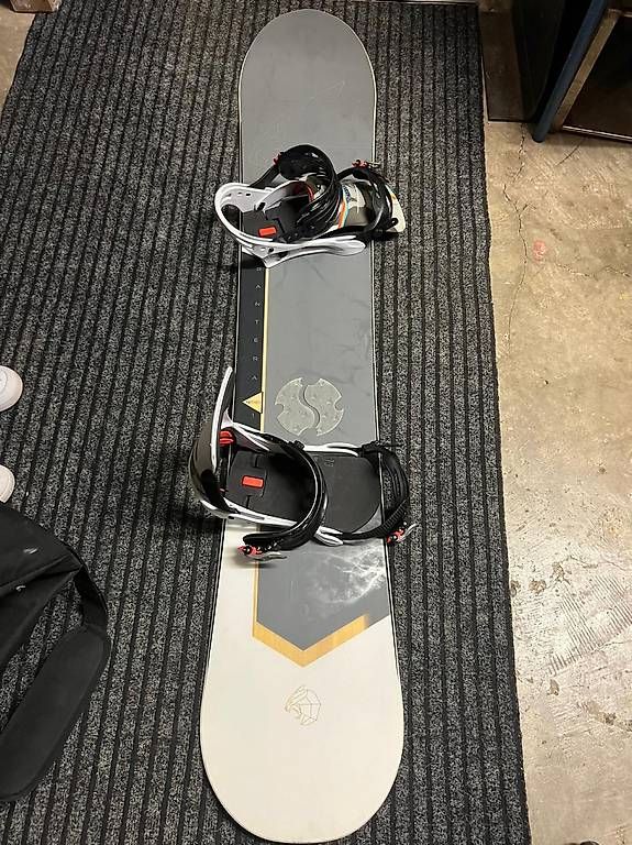 Board: Tavola snowboard + attacchi – Usato da massagno venduto da sof_fx2q