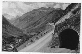 Flüela-Pass mit Blick auf Piz Vadrett