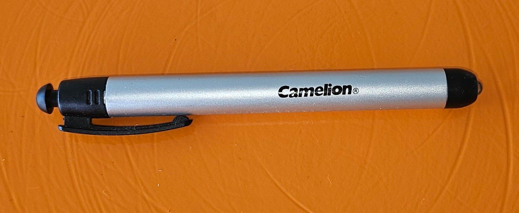 Lampen: Leuchtstift inklusive Batterien – Neu (gemäss Beschreibung) aus Kreuzlingen von UAE 9
