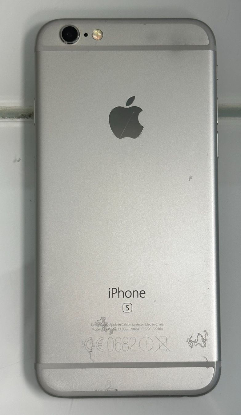 Apple Telefoni cellulari / Smartphones: Apple iPhone 6S, 16GB, Silber, defekt – Difettoso da Basel venduto da protekto 1