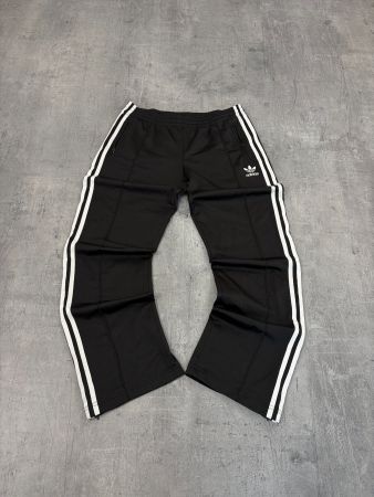 Vintage Adidas Firebird Baggy Trackpants (L)