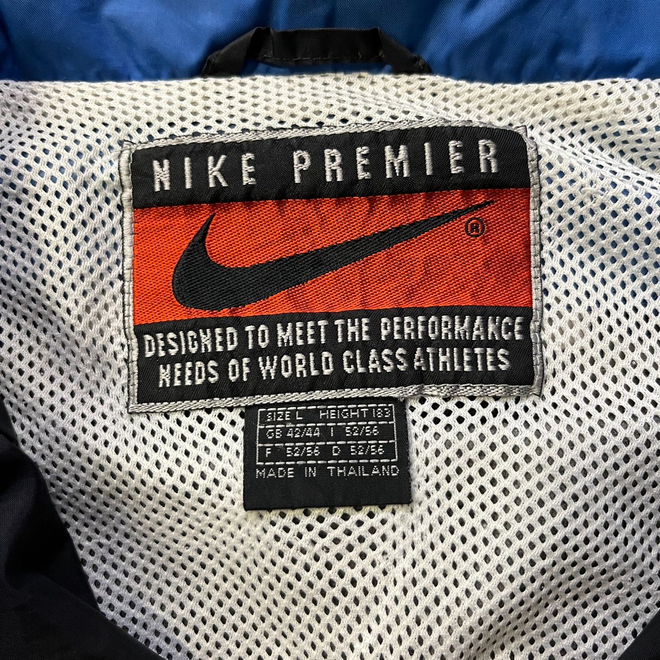 Nike Giacche: Vintage Nike Trackjacket (L) – Usato da Chamoson venduto da Sapoloshop 3