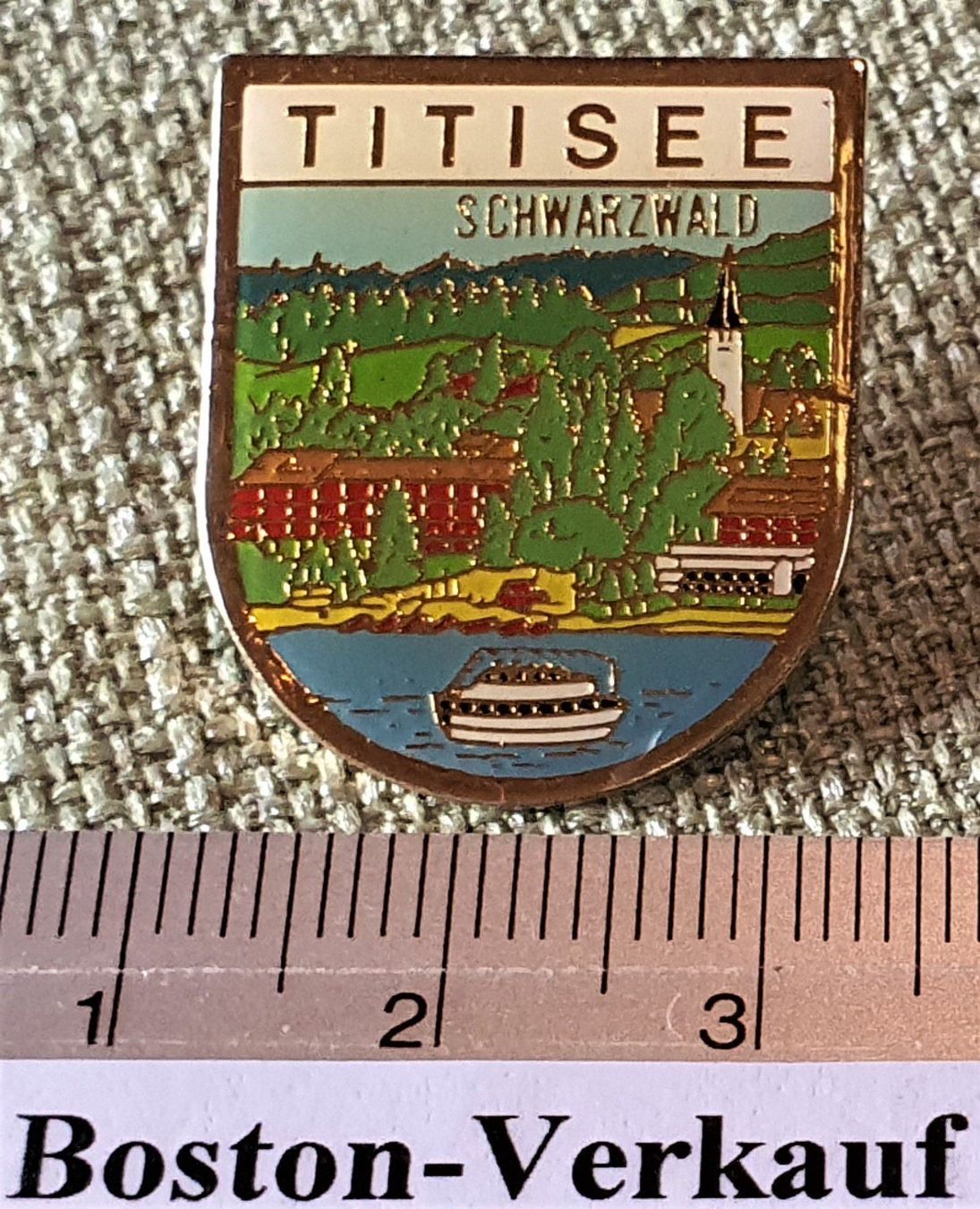 Placchette & Badge: E975 Pin Titisee Schwarzwald Deutschland – Usato da Reinach BL venduto da Boston-Verkauf 1
