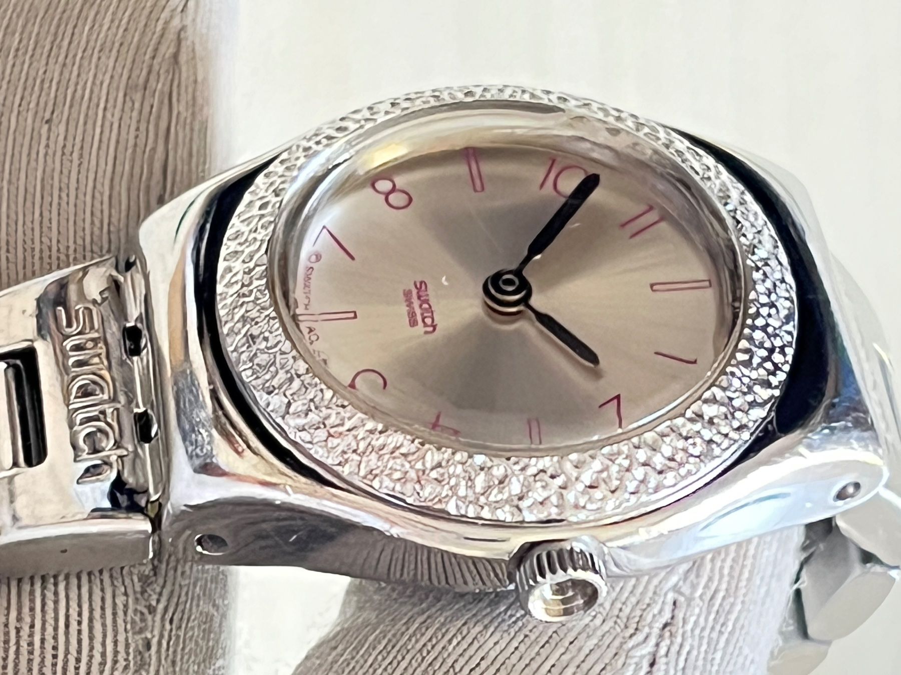 Swatch Orologi: Schicke Swatch Damenuhr – Usato da Grenchen venduto da chththl 5