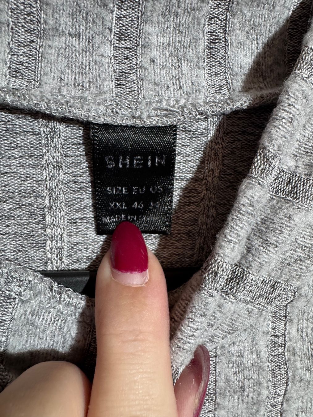 Shein Maglioni & Felpe: Grauer Pullover von Shein Gr. XXL – Usato da Grosswangen venduto da SALE_SALE_SALE 2