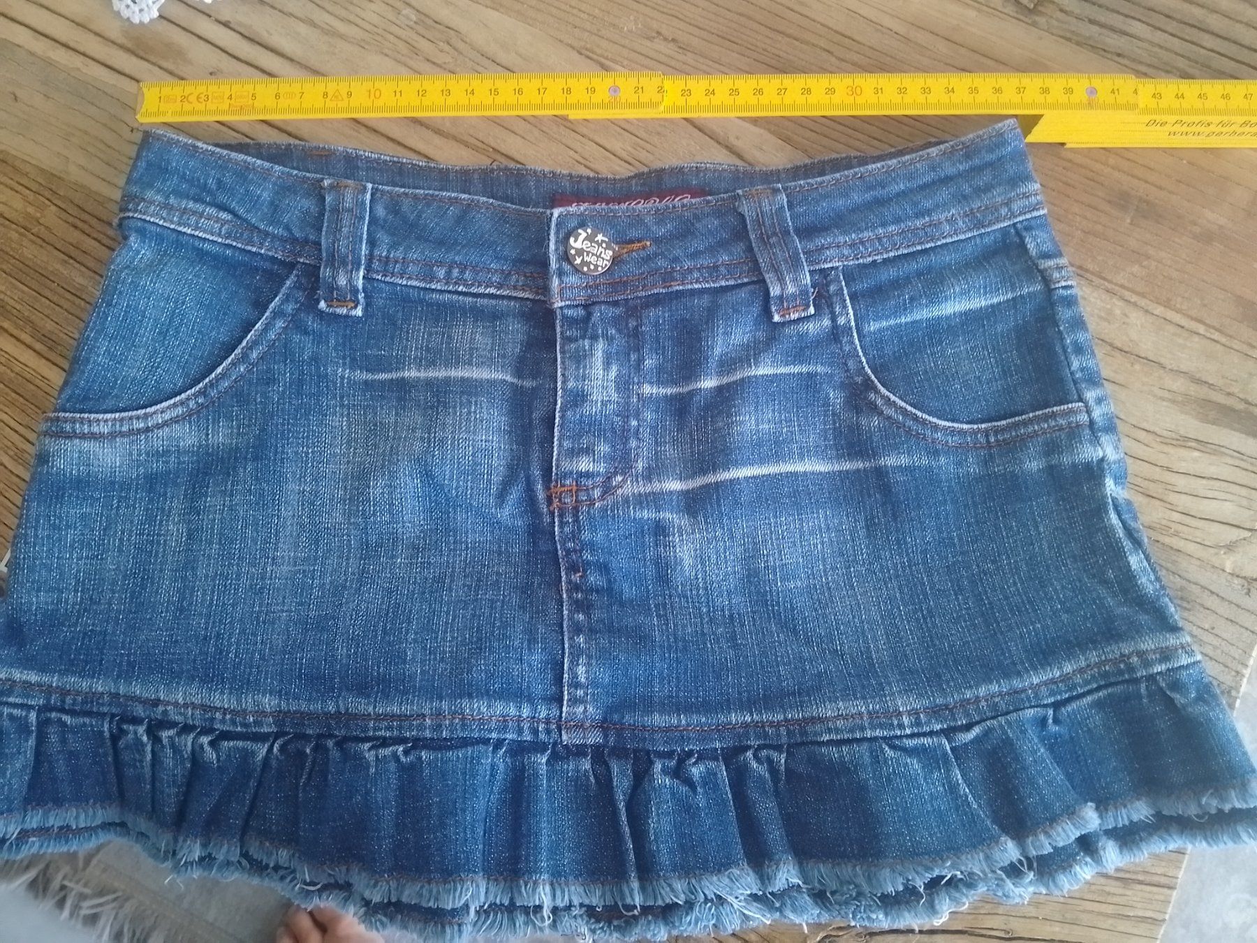 Gonne: Frecher Mini Jeansjupe Grösse 38 – Usato da Wichtrach venduto da hof_99lp 5