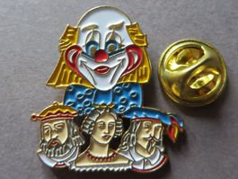 PIN, SIMONE ERNI KUNST KÜNSTLERIN CLOWN