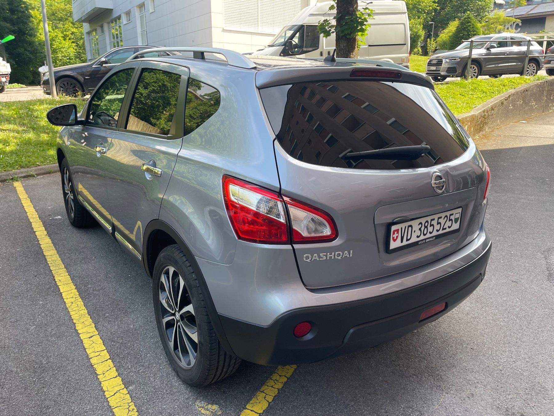 Nissan Automobili: Nissan Qashqai i-way 2.0l – Usato da vevey venduto da Farid110 3