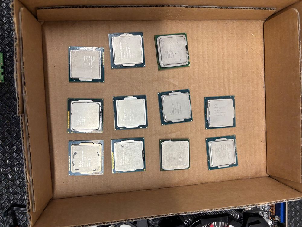 PC Hardware Bundle: Mainboards, CPU, RAM, Grafikkarten! (Gebraucht) in ...