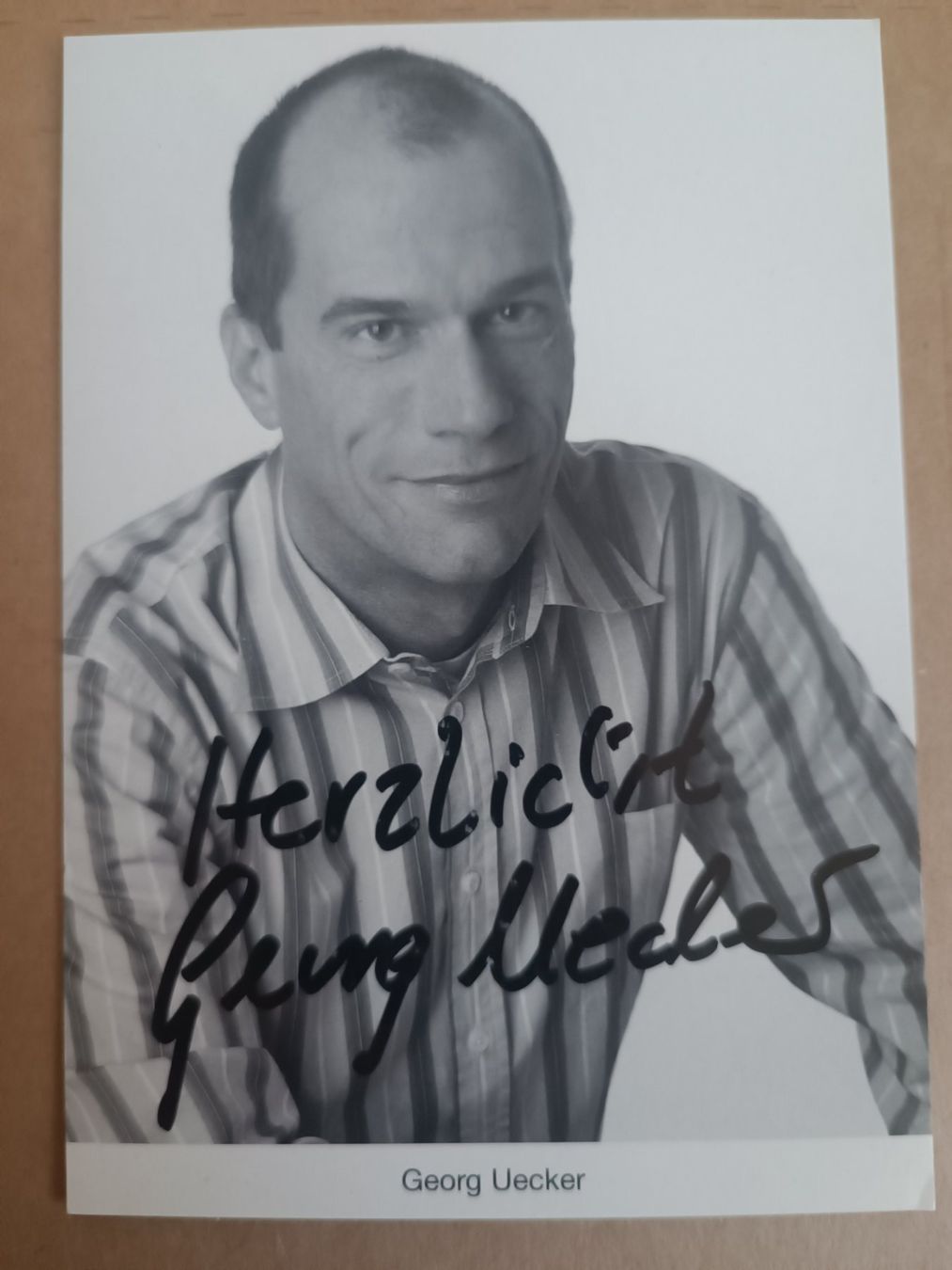 Autografi: Georg Uecker - handsignierte Autogrammkarte – Usato da Menziken venduto da Autogramme