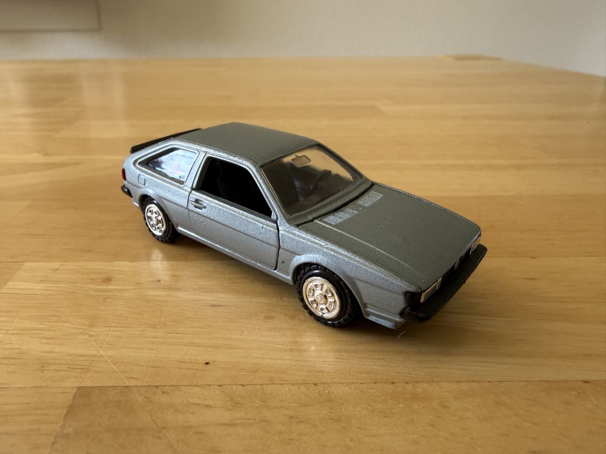 Volkswagen Modellini d'auto: VW Scirocco GLI 1:43 Conrad Made in Germany  – Usato da Giswil venduto da urr_7c5j