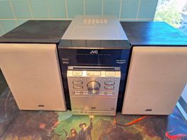 JVC UX-G70 - Stereoanlage mit 5-Fach-CD-Wechsler!
