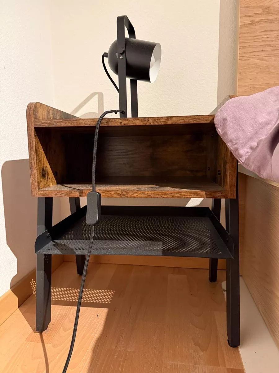 Nachttische: Nightstand – Gebraucht aus Thalwil von ste_p6ym