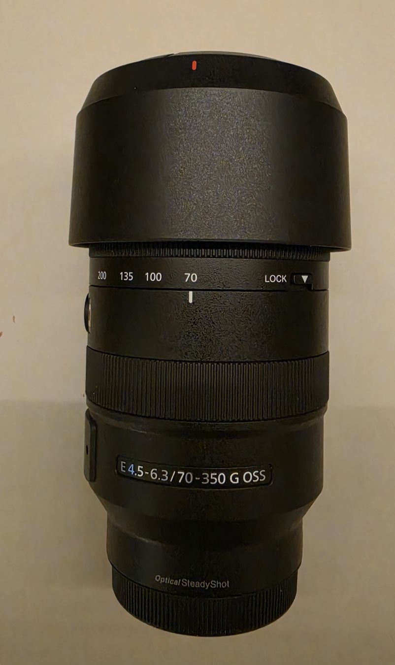 Sony Obiettivi: Sony 70–350mm G OSS E-Mount – Nuovo (secondo la descrizione) da St. Gallen venduto da lesfromages