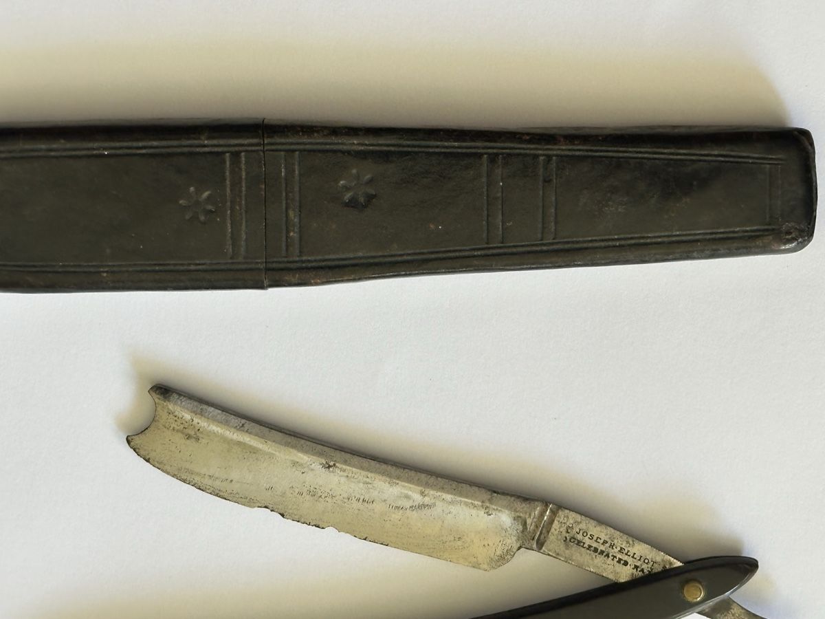 Rasierapparate & Rasierklingen: Rasoio a mano d'epoca Joseph Elliot – Gebraucht aus Novazzano von my_market_place97 1