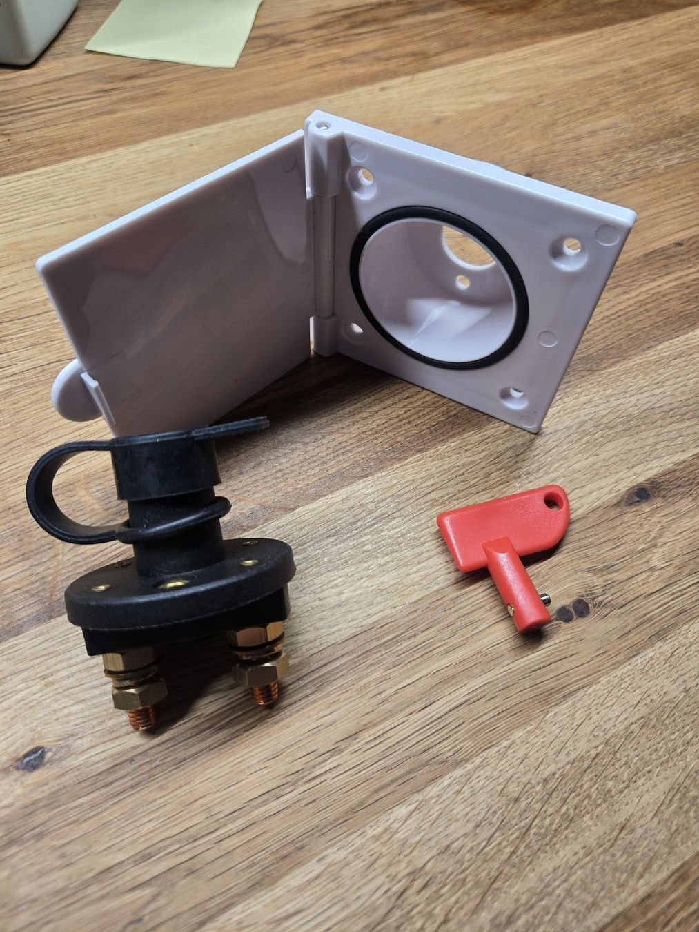 Interruttori: Trennschalter 12V/24V ENDURO mit Steckdose neu – Nuovo (secondo la descrizione) da Obergerlafingen venduto da reto.dubach 1