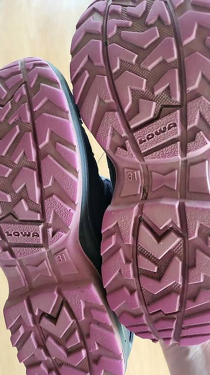 Lowa Scarpe da uomo: Lowa Wanderschuhe Gr. 31 – Usato da Gettnau venduto da Federwind 2