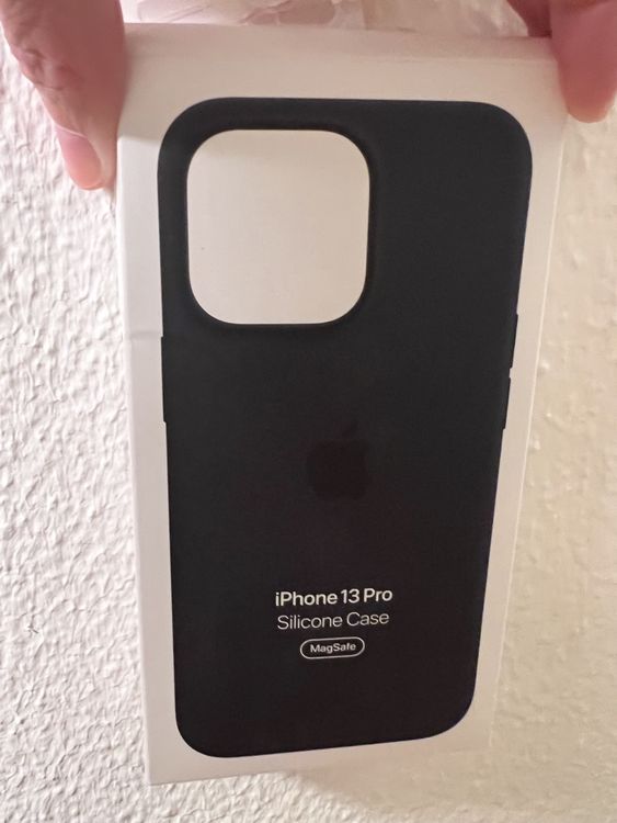 Quad Lock MAG - Poncho cover - Til iPhone 13 Pro Max fra Quad Lock med