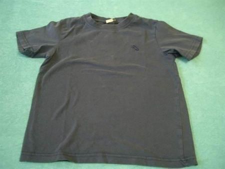 T-Shirt Grösse 116, dunkelblau