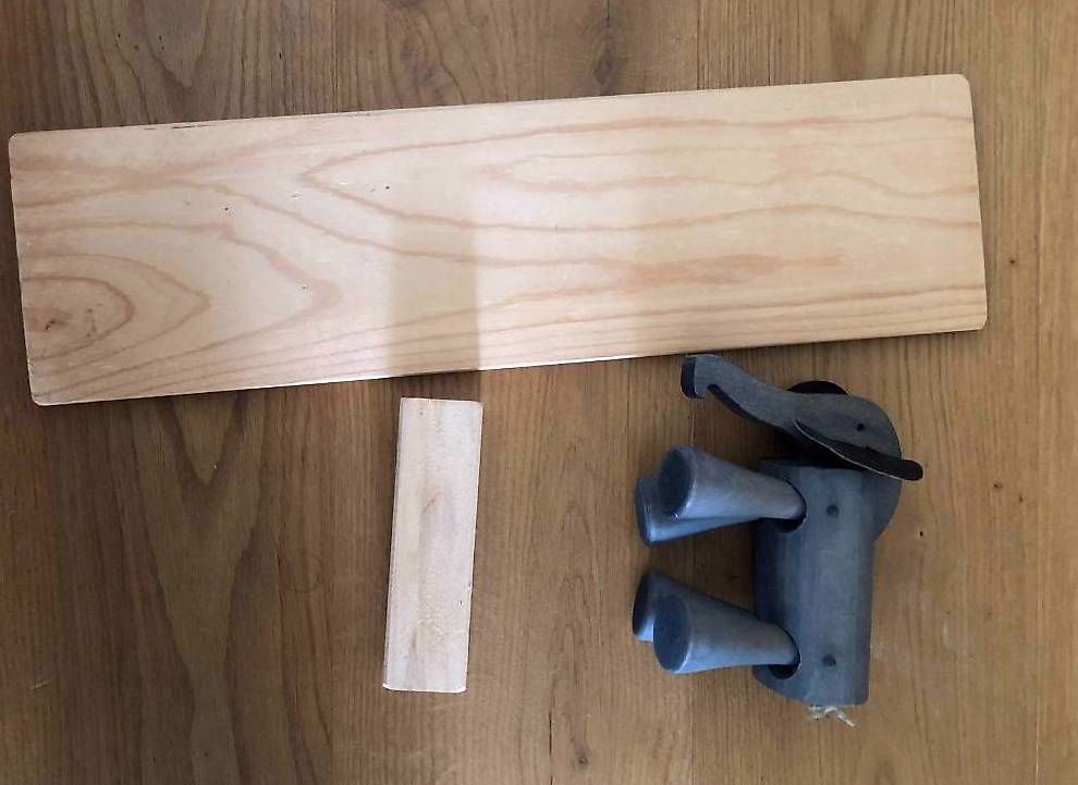 Spielzeuge: Jouet en bois – Gebraucht aus St-Sulpice VD von Bleuorange 2