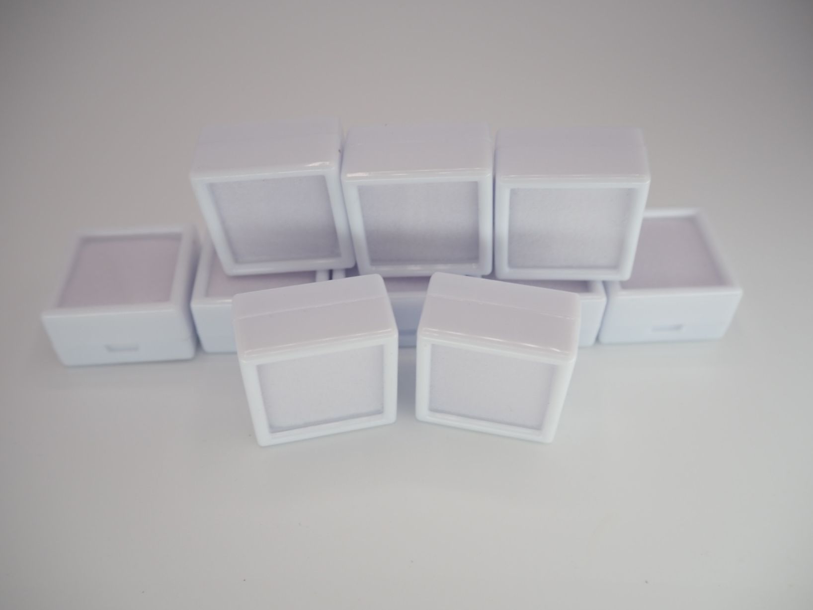 Pietre preziose: 10x Edelsteinbox / Schmuckbox 3cm x 3cm Quadrate Weiss – Nuovo e nell'imballaggio originale da Buchs SG venduto da OTNaturalGems 2