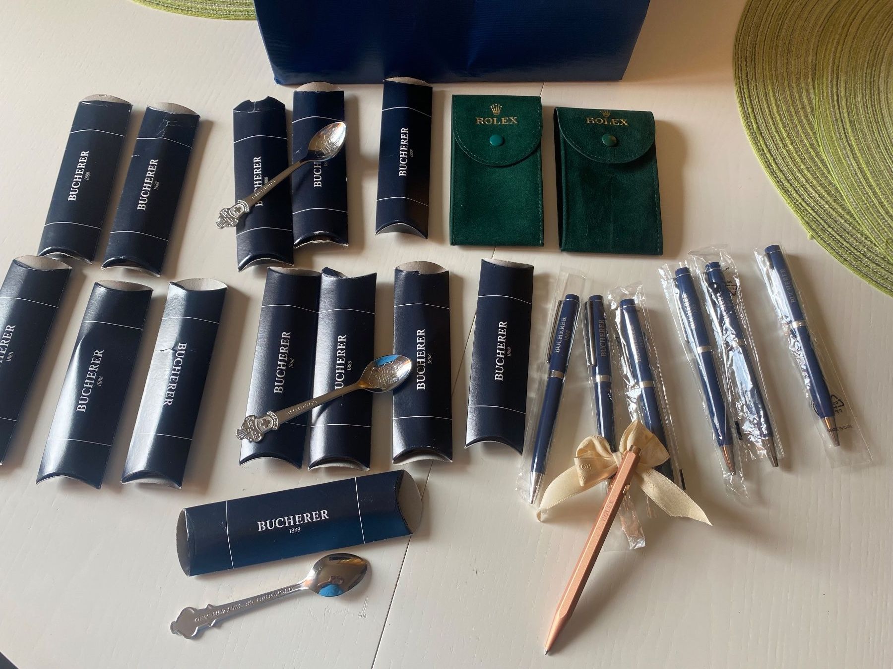 Cucchiai: Rolex Bucherer Lucerne Löffel & Accessoires – Nuovo e nell'imballaggio originale da Buchs AG venduto da tom8 1