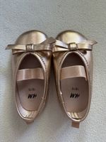 New H&m baby shoes size 18/19