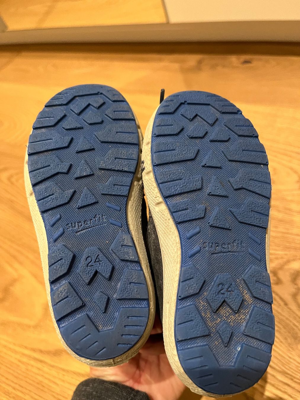 Superfit Scarpe per ragazzi: Superfit: Warme Winterschuhe Gr. 24 – Usato da Riehen venduto da YuriST 2
