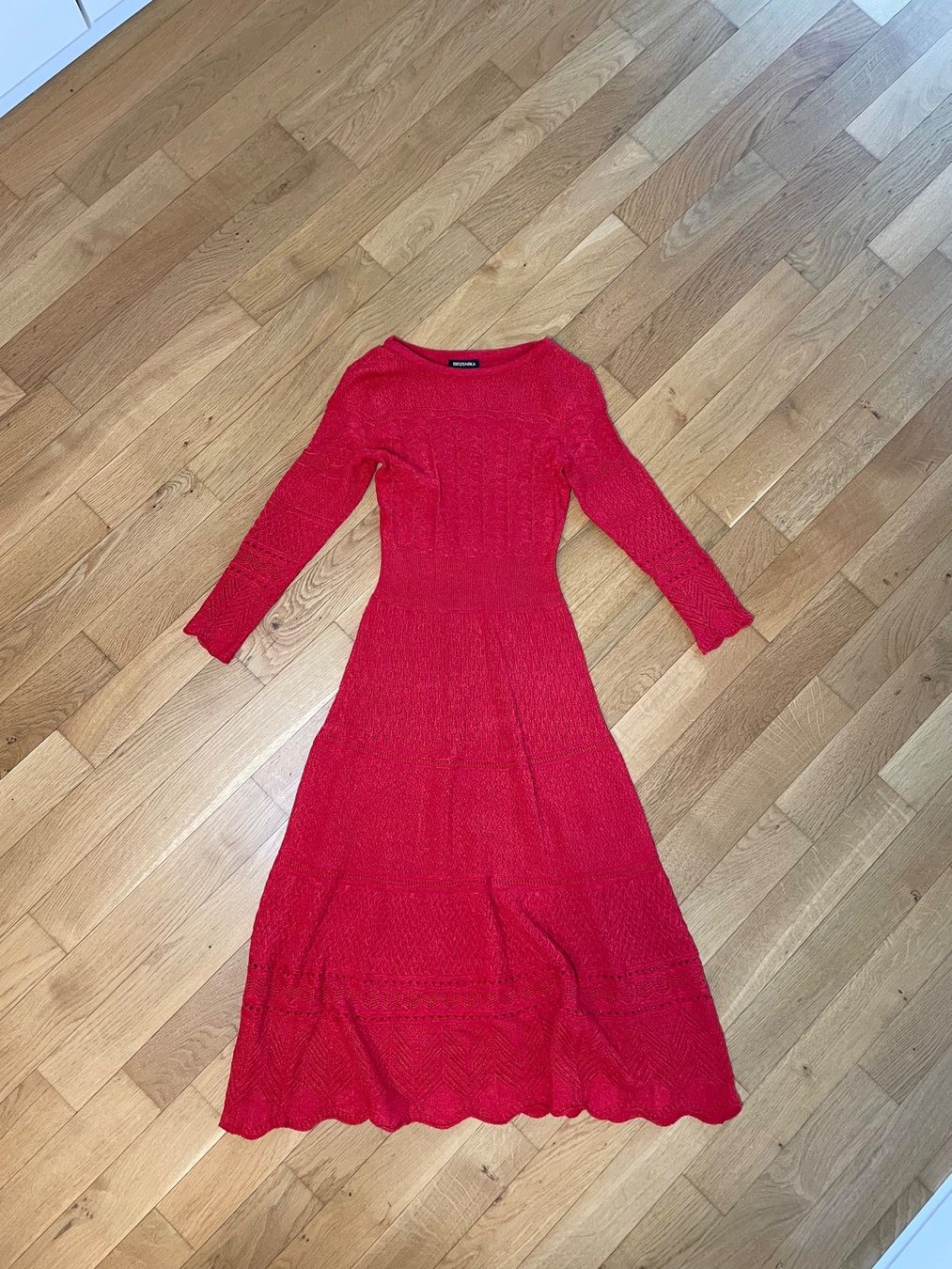 Vestiti: BRUSHNIKA medium size dress – Usato da Zug venduto da dim_np7l
