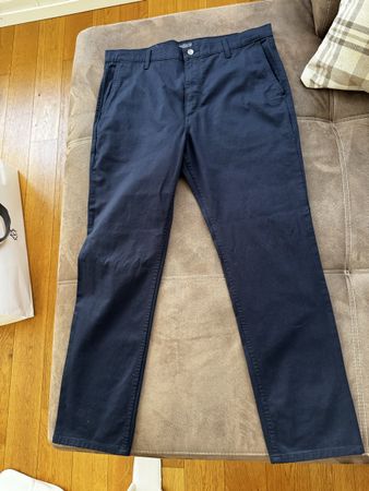 Trousers Levi’s 36 x 30 navy