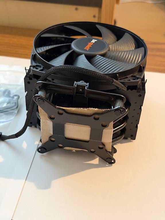 Componenti elettronici: be quiet! Dark Rock 4 CPU Luftkühler – Usato da Kesswil venduto da fue_j77l 1