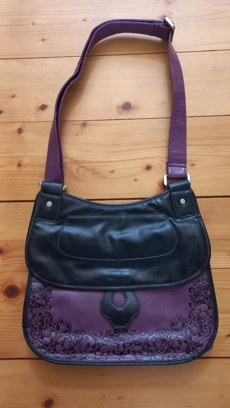 Borse: espe ledertasche (ca 27x34cm – Nuovo (secondo la descrizione) da Buus venduto da ZinaidaR