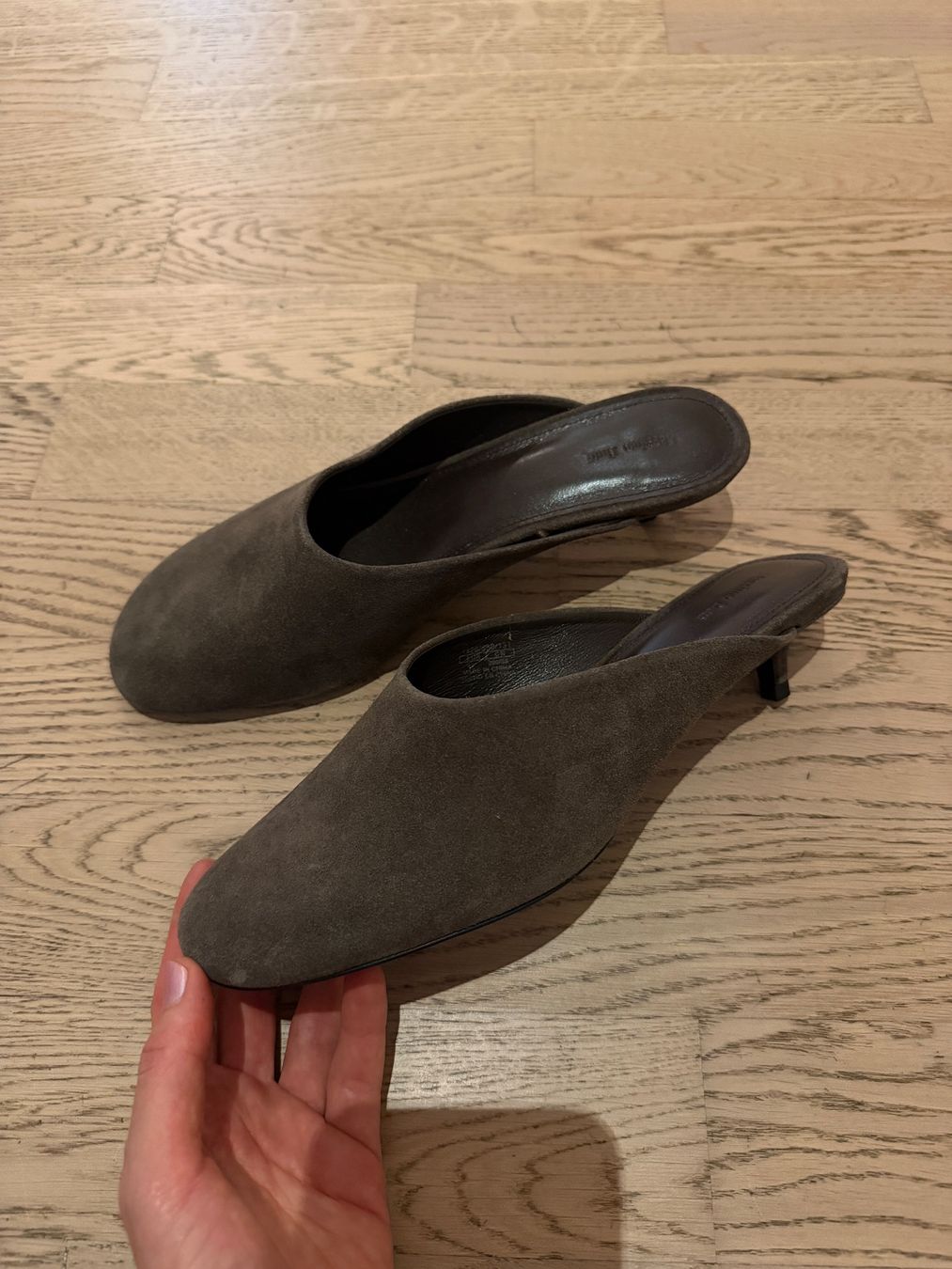 Massimo Dutti Scarpe da donna: Massimo Dutti Mokassin Halbschuhe dunkelbraun Wildleder – Nuovo (secondo la descrizione) da Hettlingen venduto da blu_tb6z