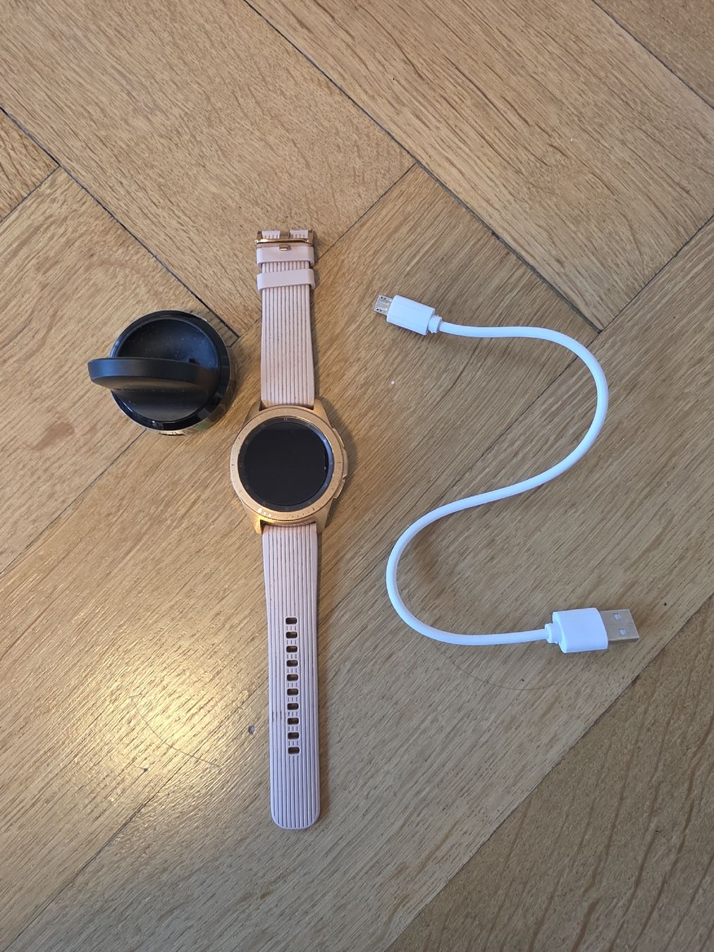 Samsung Smartwatch: Samsung Galaxy Watch Rose Pink – Usato da Zürich venduto da lit_n7pb
