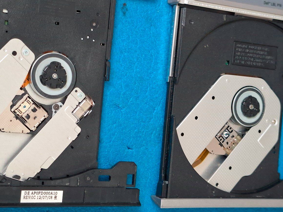 Dell Notebook: Dell Latitude DVD ROM + Dell Precision DVD/CD ROM – Usato da Schafisheim venduto da Kef1 5