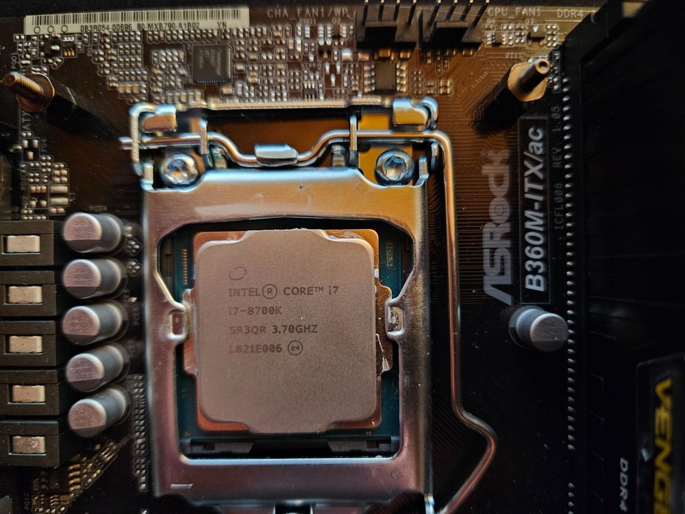 intel-i7-8700k-inkl-asrock-